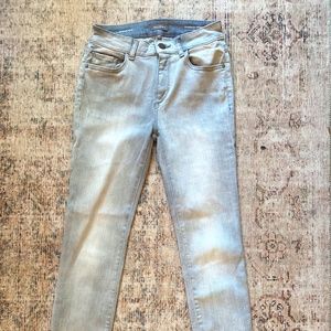 DL1961 Florence Cropped Mid Rise Instasculpt Skinny LIKE NEW